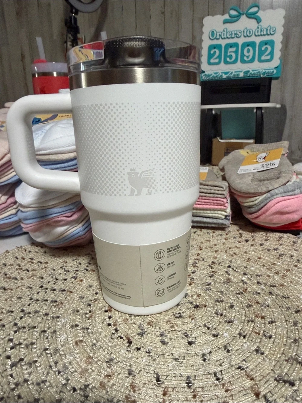 Stanley White Quencher ProTour Tumbler with Clear Lid - Picture 3 of 4